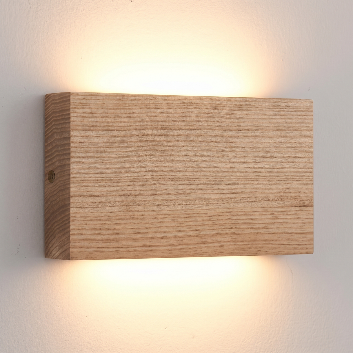 Agnes sconce — ash grain detail